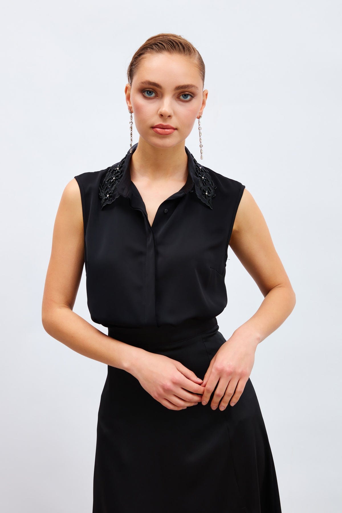 Collar Embroidered Sleeveless Shirt Black / S / 4 ZEFASH